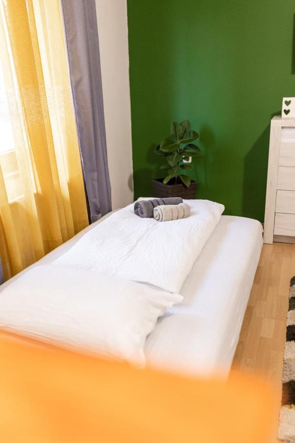 Studio Apartman Planb, Self Check In Osijek Extérieur photo
