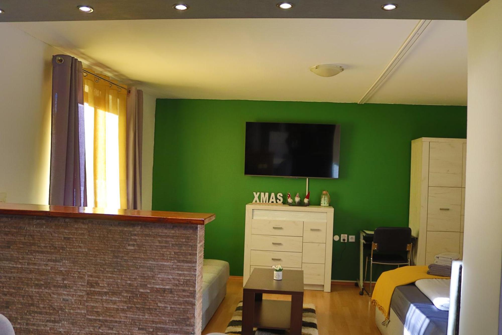 Studio Apartman Planb, Self Check In Osijek Extérieur photo
