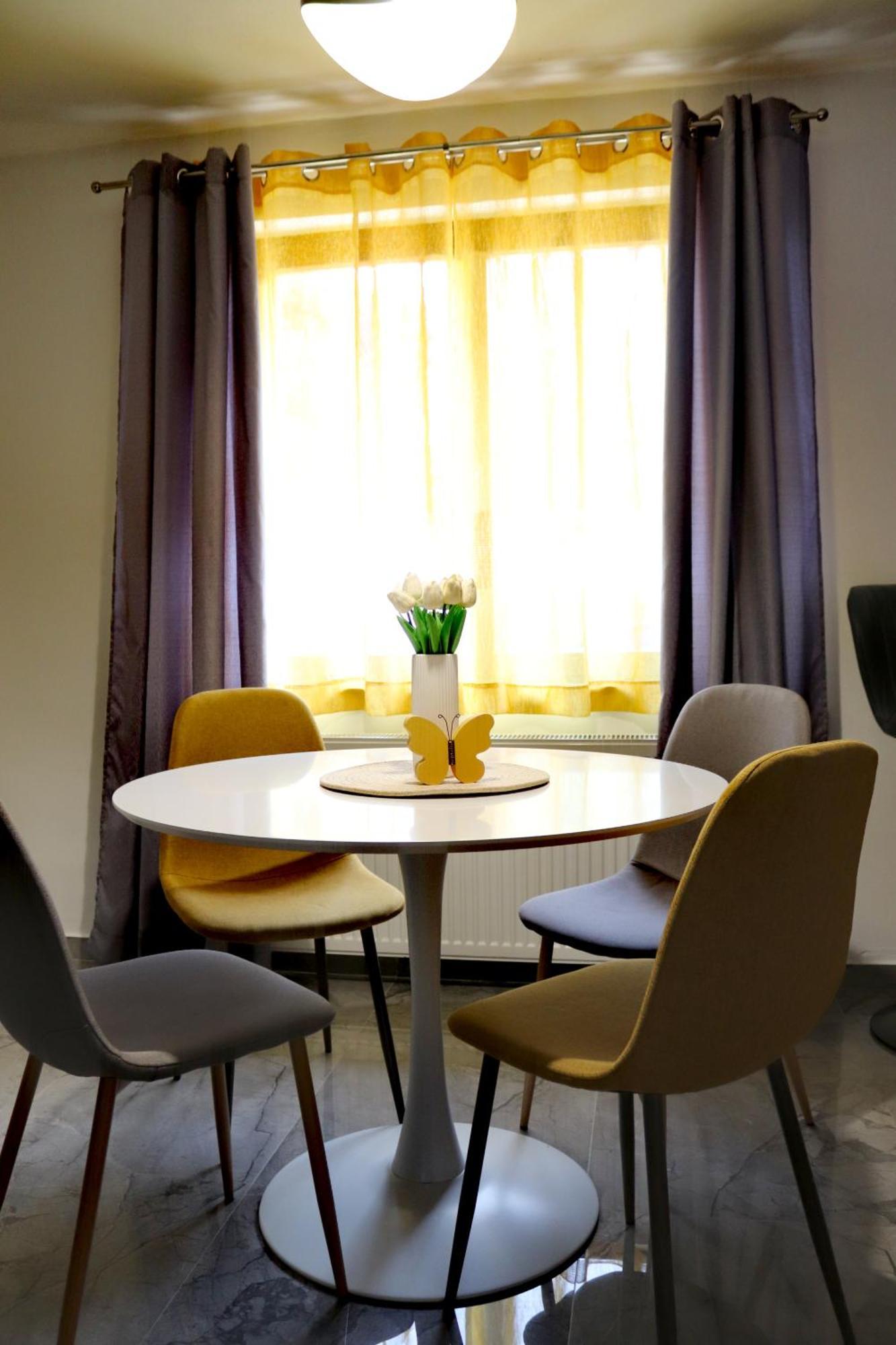 Studio Apartman Planb, Self Check In Osijek Extérieur photo